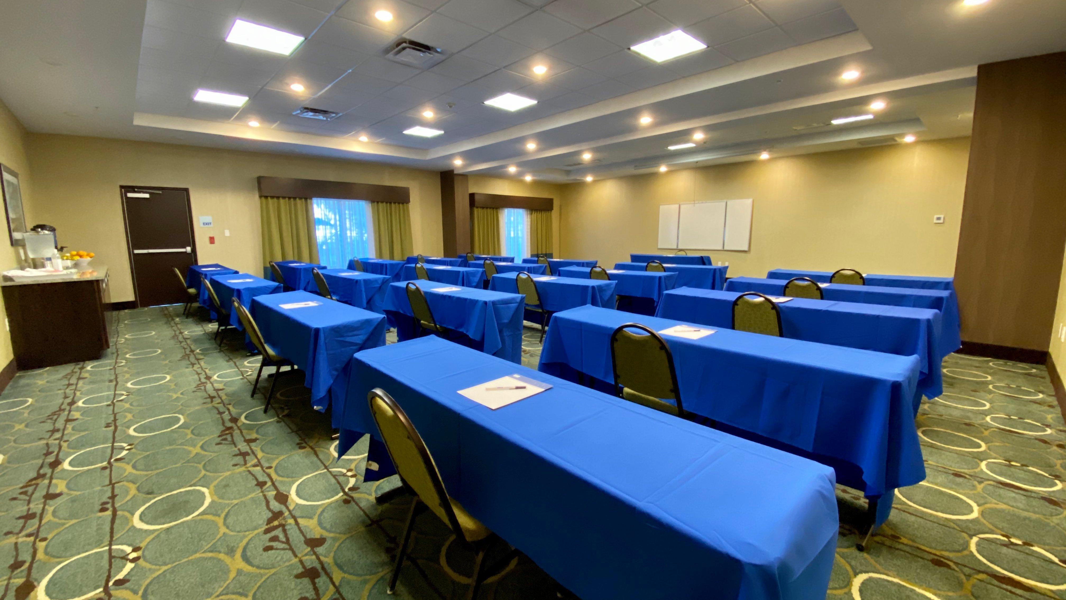 Holiday Inn Express Hotel & Suites Orlando East-Ucf Area By Ihg Alafaya Экстерьер фото