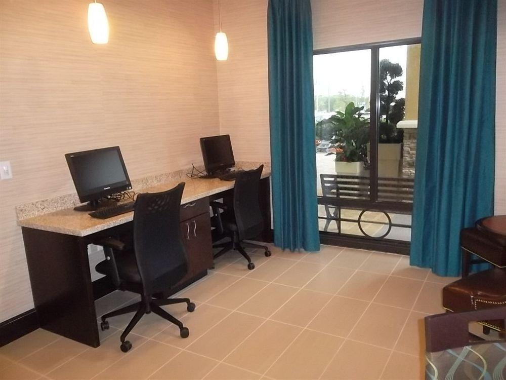 Holiday Inn Express Hotel & Suites Orlando East-Ucf Area By Ihg Alafaya Экстерьер фото